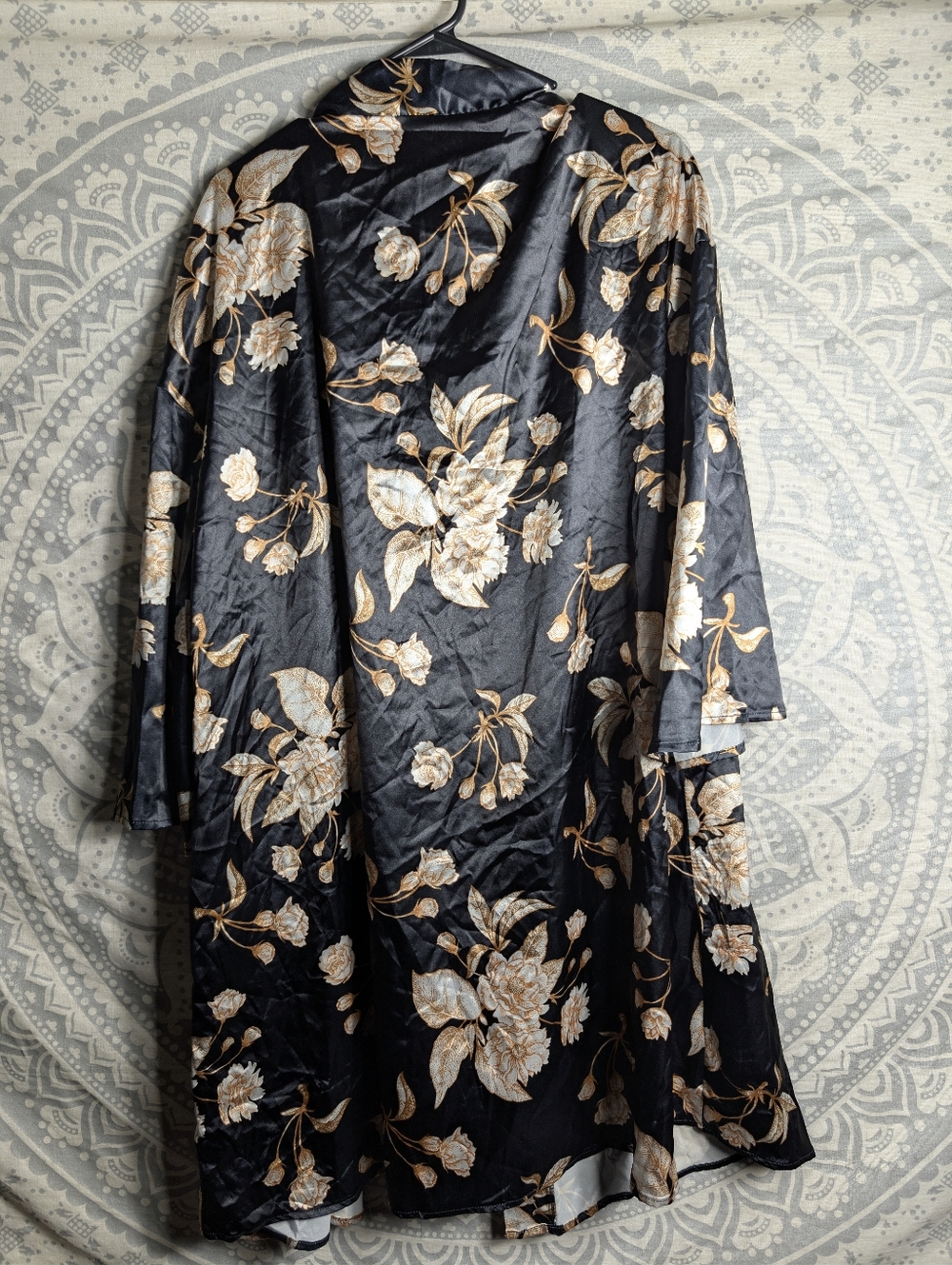 🌸 Women's 2XL Silk Robe - Picture 2 of 3